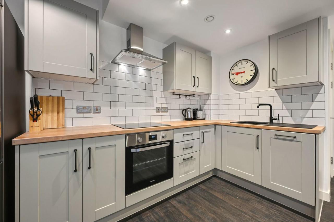 Apartment Modern And Chic At Ferrum Near Wembley Park