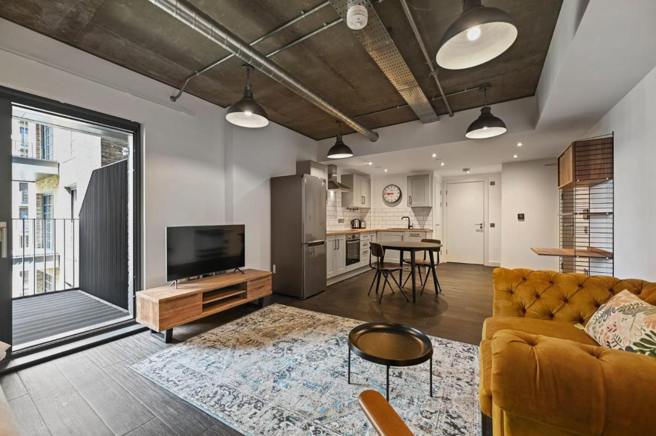 Modern And Chic At Ferrum Near Wembley Park Apartment