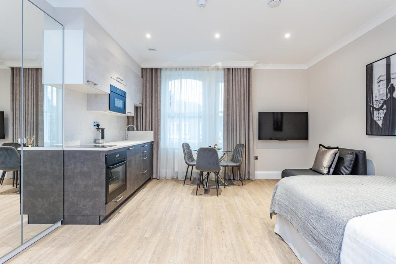 Redcliffe Gardens Apartments *