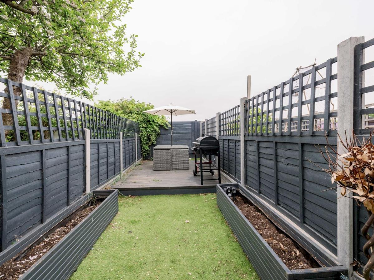 Garden Walthamstow Pass The Keys Apartment London