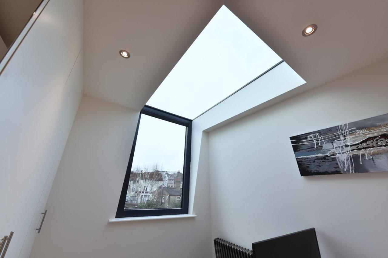 Modern Bedroom In !! Accommodatie bij particulieren Londen