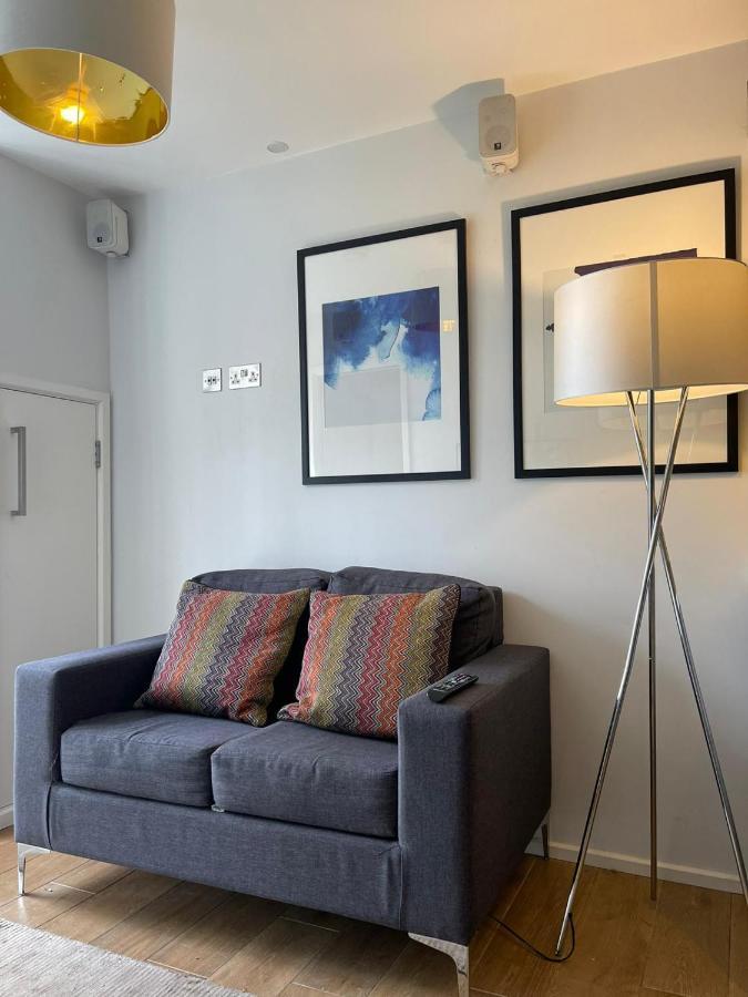 Appartement Canal-side Boutique *