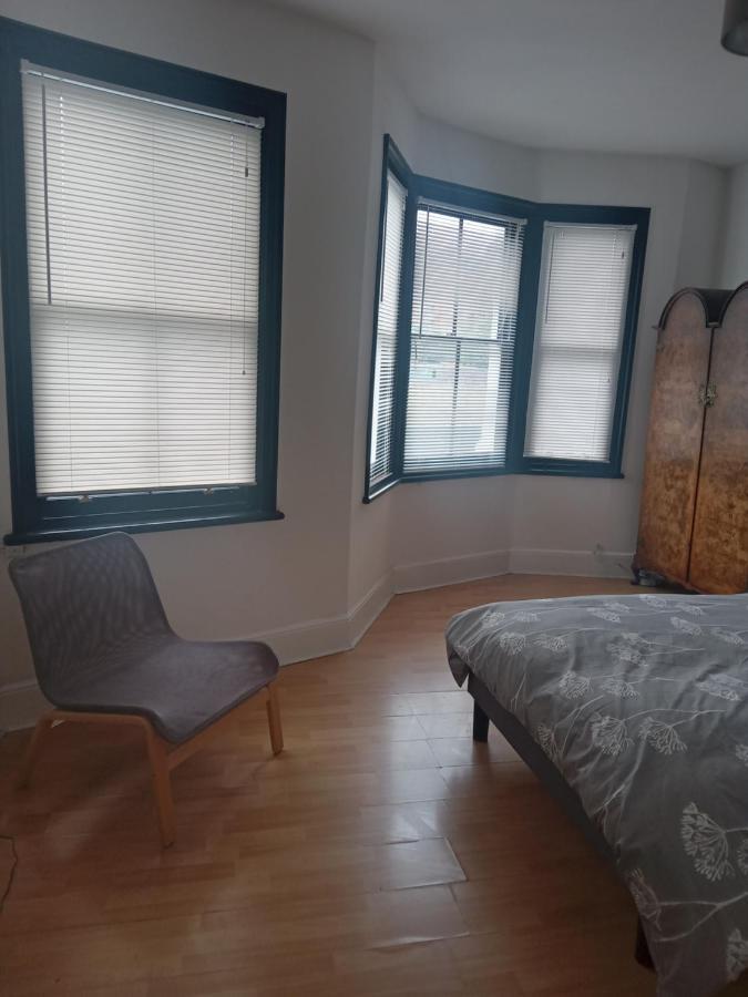 Leilighet Budget Shared Bathroom