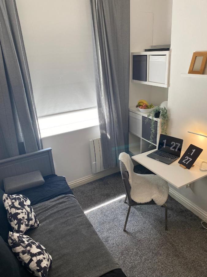 Cosy Flat In Bed & Breakfast London