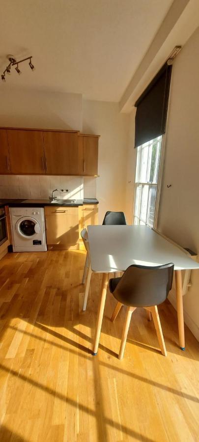Euston Studio Apartment *