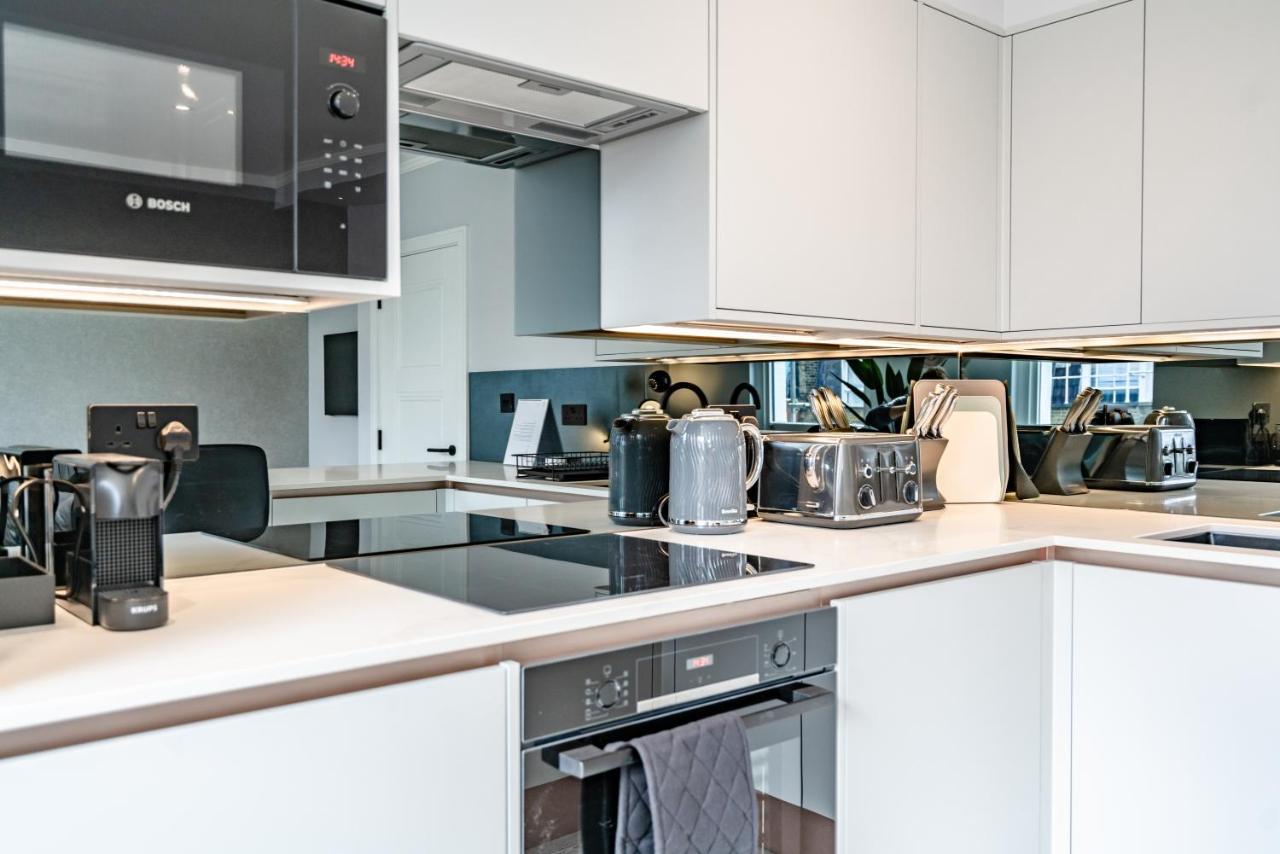Modern & Chic One Bedroom In Fitzrovia By Sojo * London