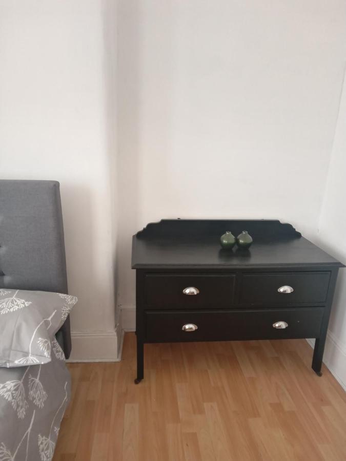 Leilighet Budget Shared Bathroom