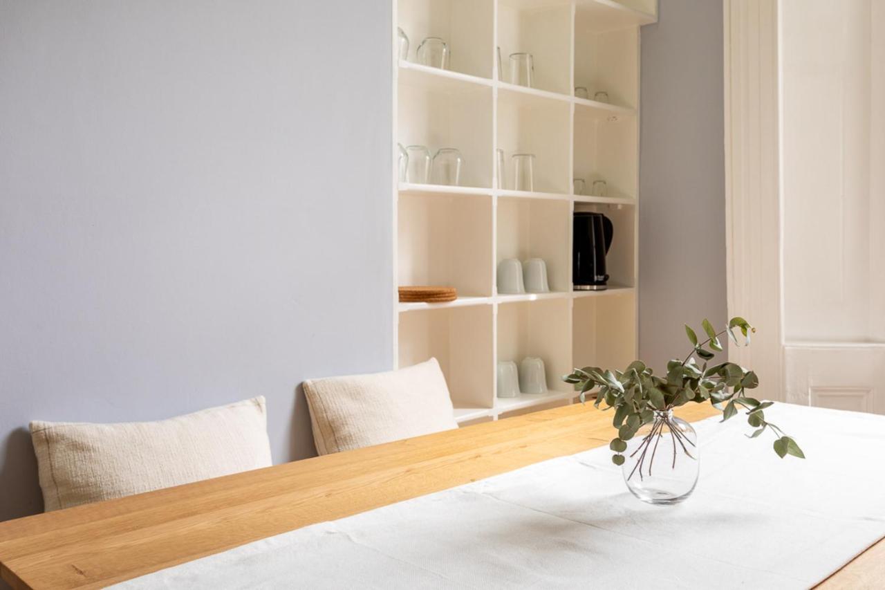 Two Bed Notting Hill Gem * London