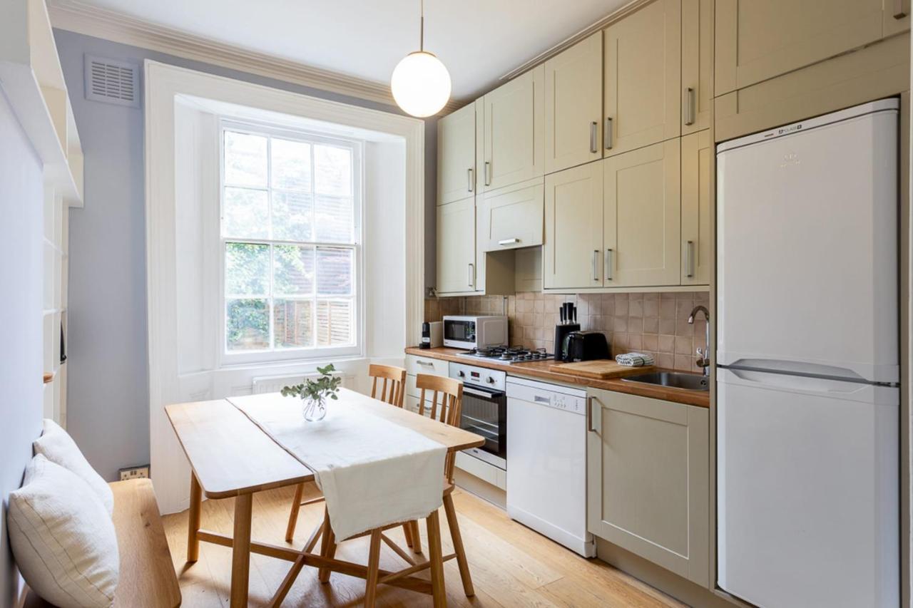 Two Bed Notting Hill Gem Apartment *