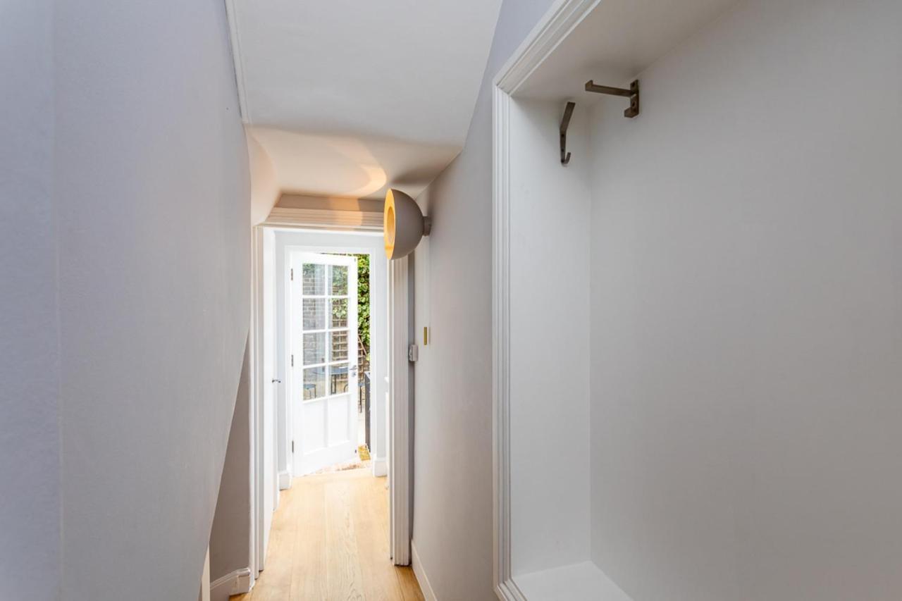 Two Bed Notting Hill Gem Apartment *
