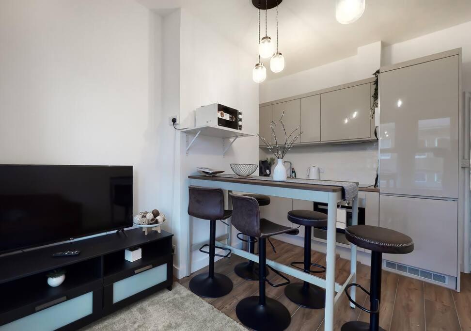 Apartment Lovely 2 Bedroom Flat In West Kilburn London