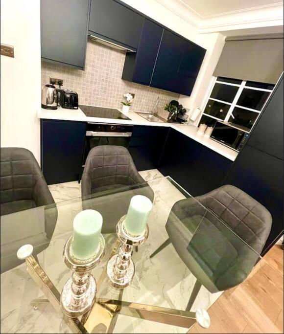 Apartment Luxury 3 Bedroom 3 And A Half Bathroom Flat In Swiss
