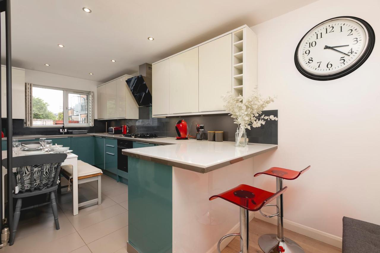 Leilighet Just 20 Mins From Buckingham Palace! London