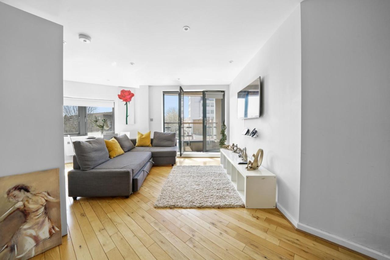 Amisha Modern Deluxe 2 Bed By Tower Bridge