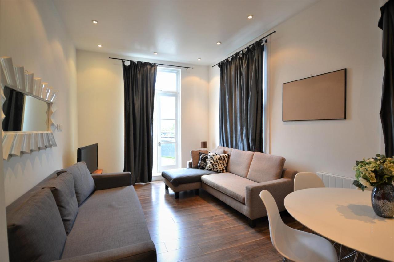 Apartment One Bedroom In Bayswater *