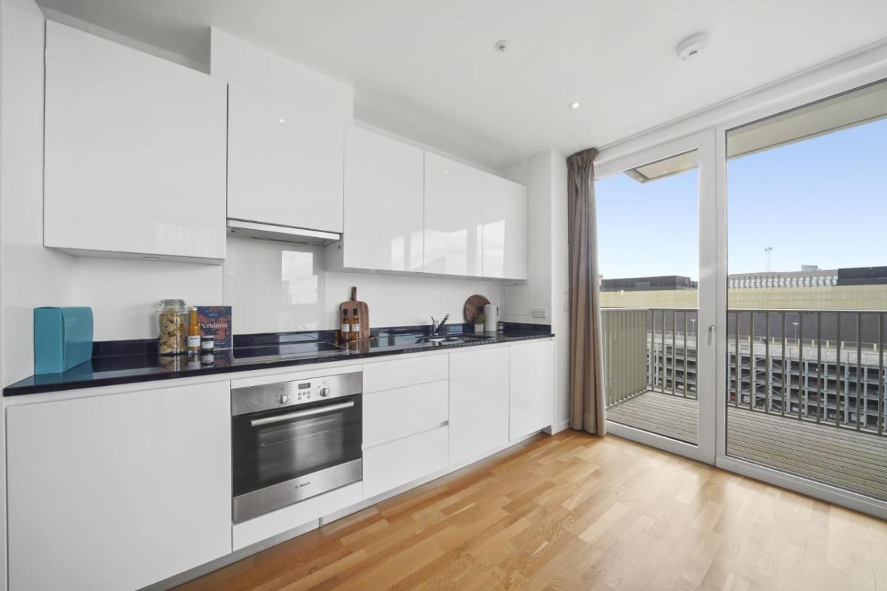 Leilighet Westfields Best 2 Bedroom *