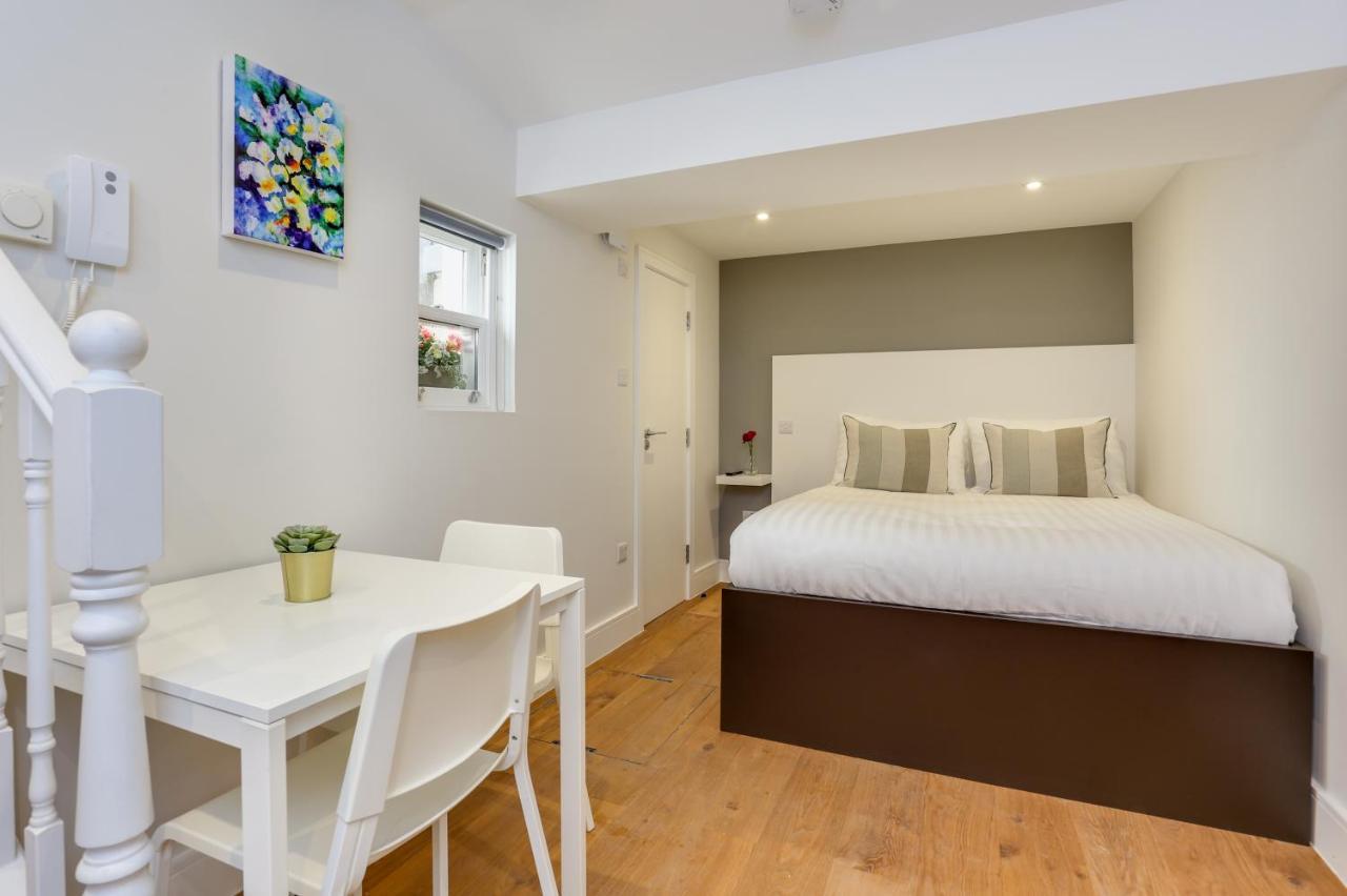 Queensborough Terrace Serviced By Concept *