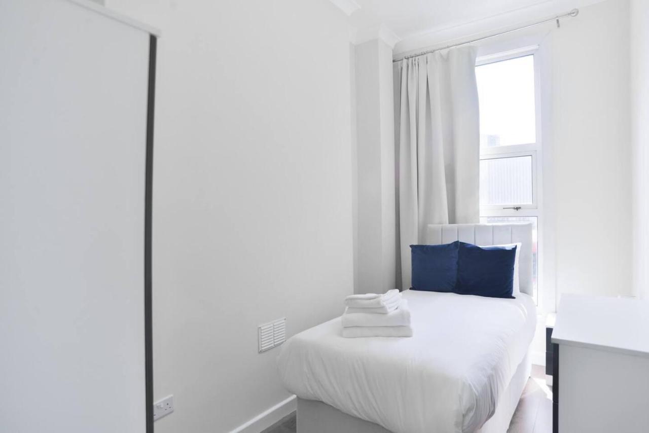 Elegant In Euston Apartment London