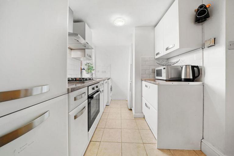 Leilighet Canning Town Modern 2 Bedroom Excel Centre, Canary Wharf, Airport