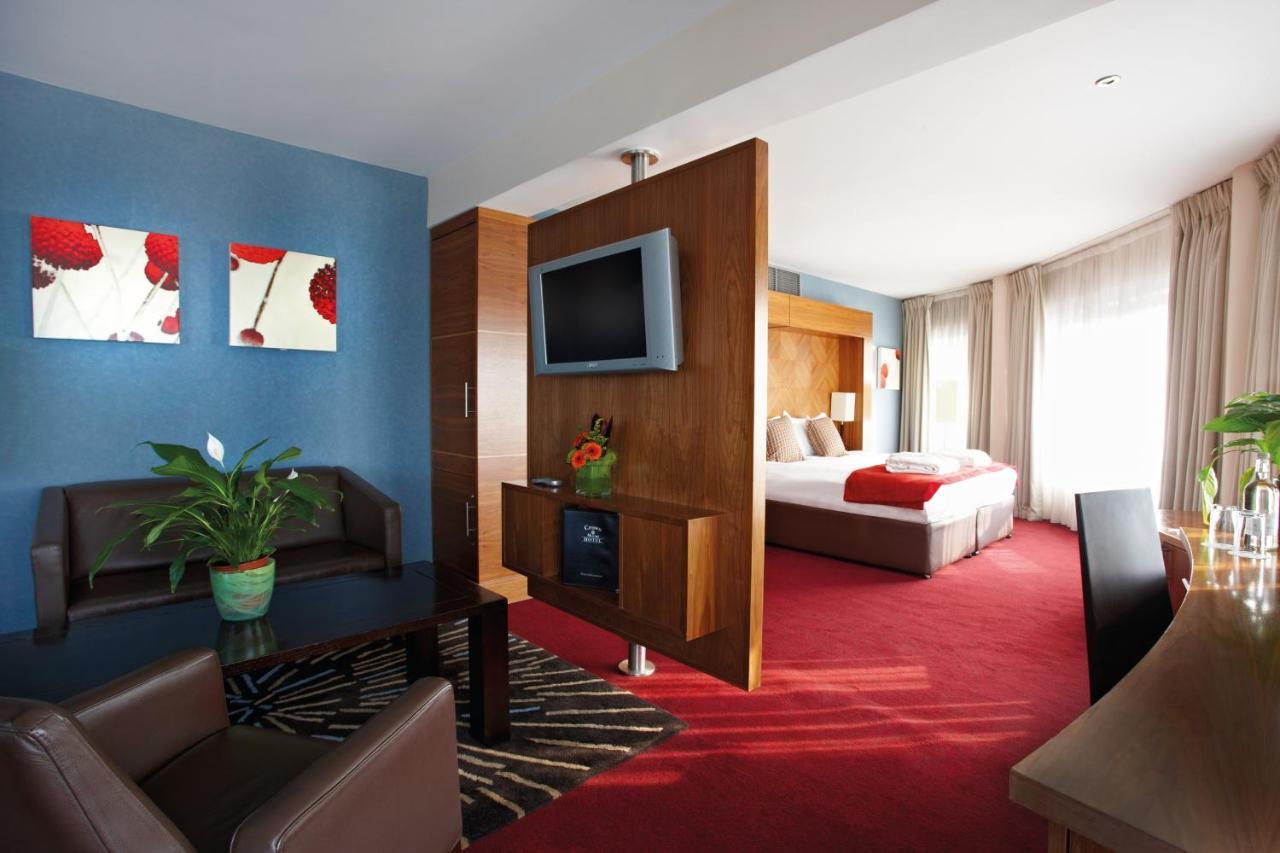 Hotel The Crown London, Worldhotels Distinctive 4*