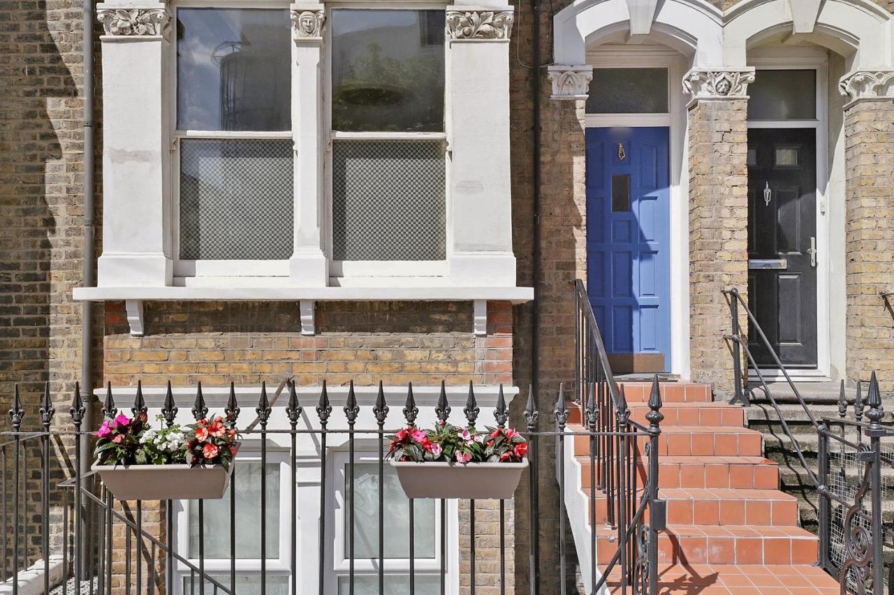 Stunning Victorian Property Near Canary Wharf! London