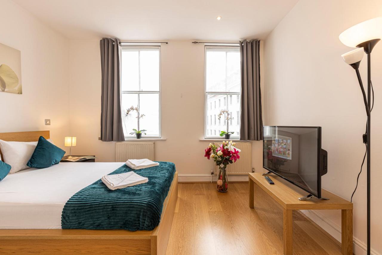 Mansion House Apartment *