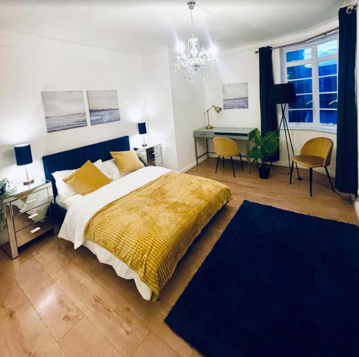 Apartment Luxury 3 Bedroom 3 And A Half Bathroom Flat In Swiss *