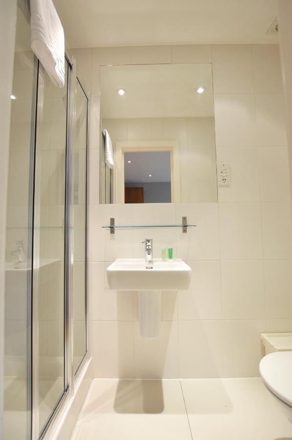 Russell Square Serviced By Concept *