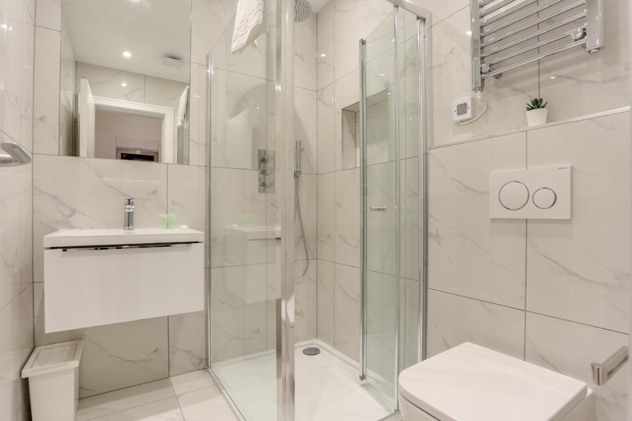 Apartment Queensborough Terrace Serviced By Concept *