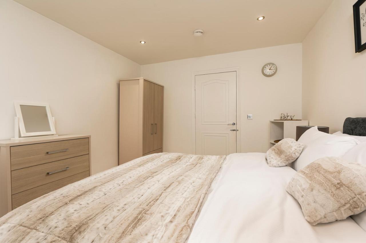 Just 20 Mins From Buckingham Palace! Leilighet