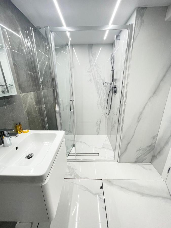 Redcliffe Gardens Apartments Apartment