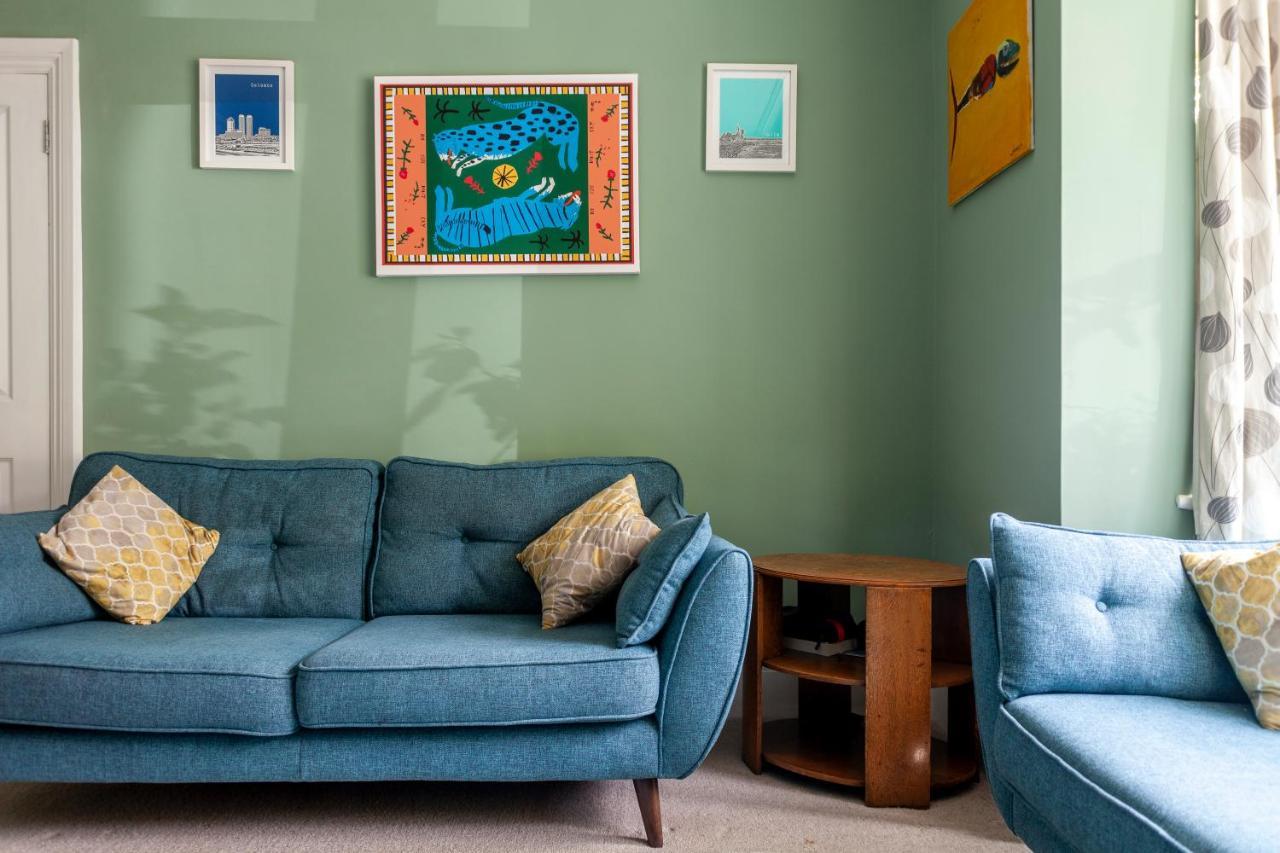 Gorgeous 4 Bdr House With Garden, Crystal Palace *
