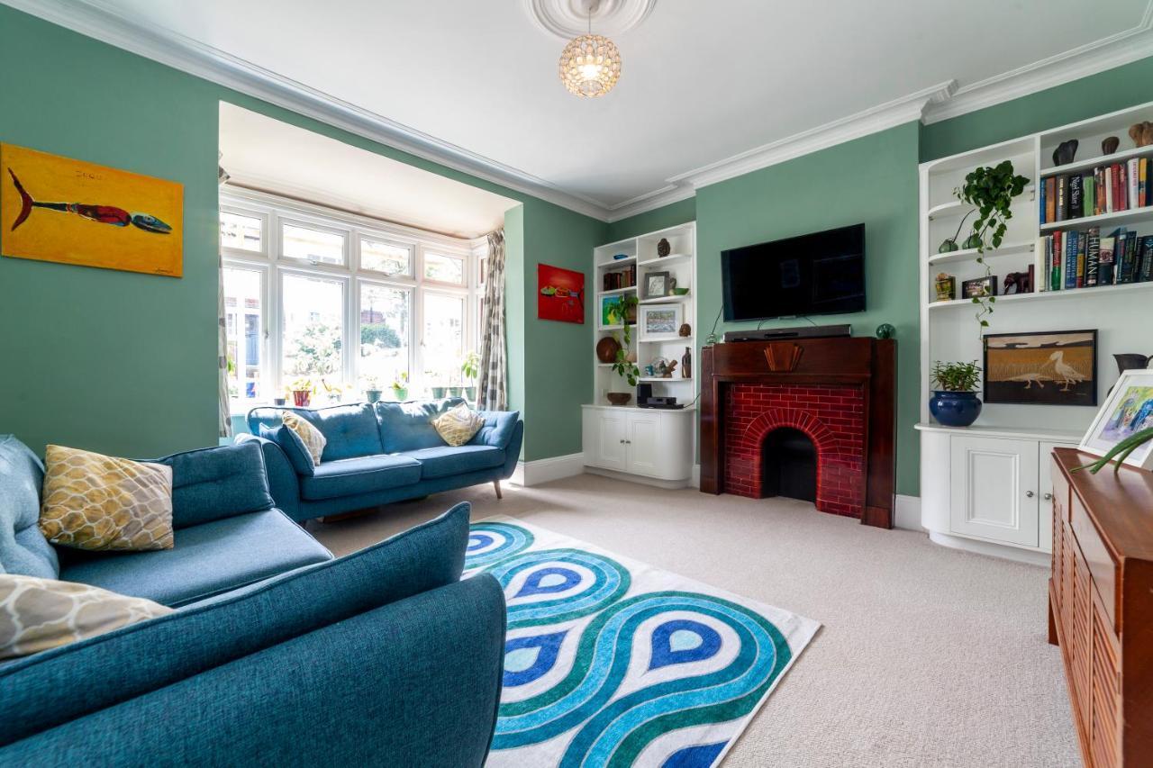 Gorgeous 4 Bdr House With Garden, Crystal Palace Apartment *