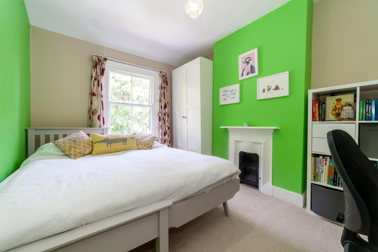 Gorgeous 4 Bdr House With Garden, Crystal Palace