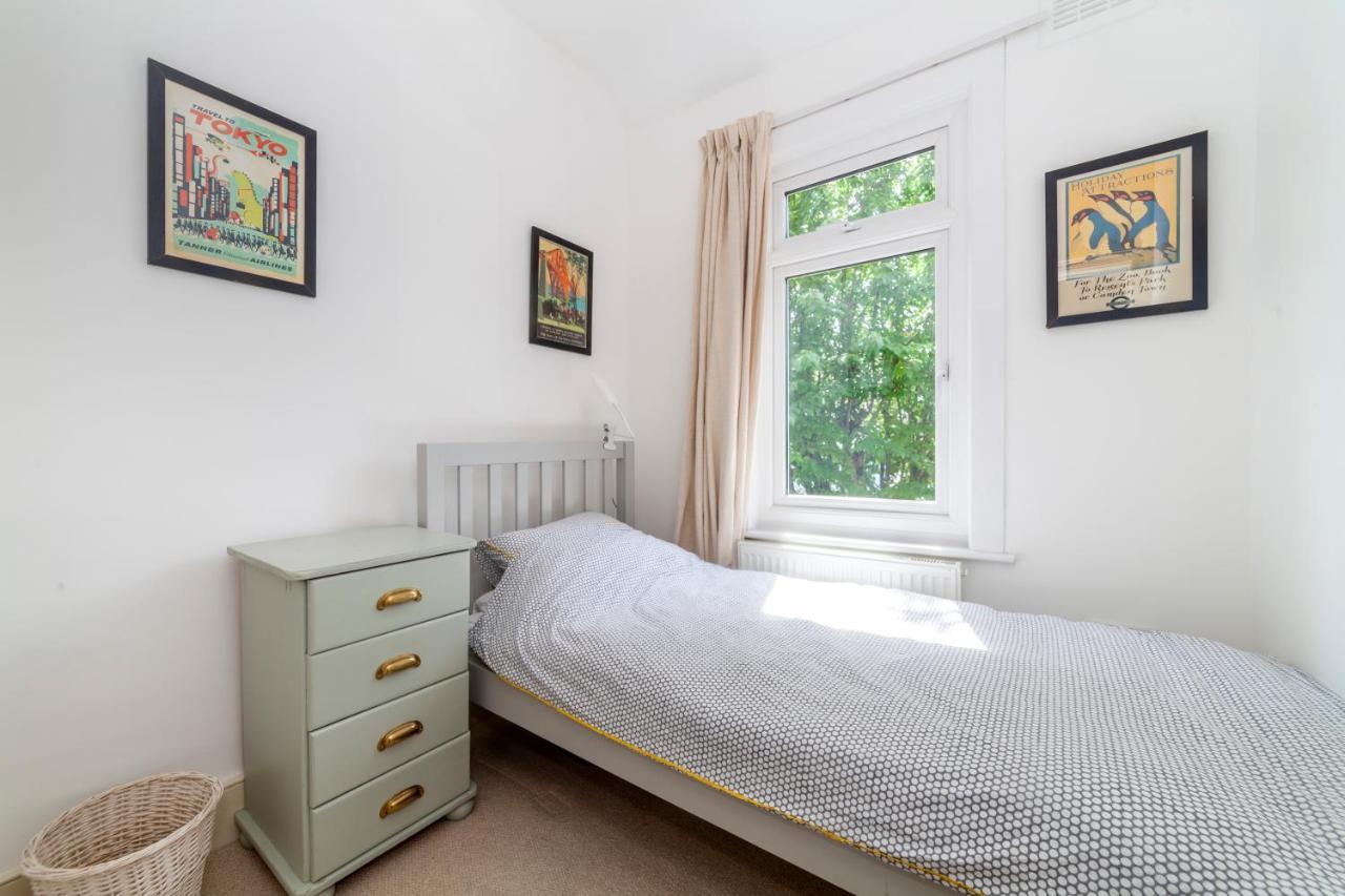 Gorgeous 4 Bdr House With Garden, Crystal Palace Apartment London