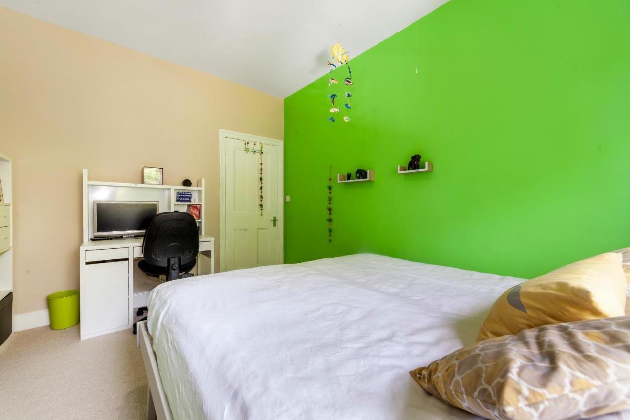Gorgeous 4 Bdr House With Garden, Crystal Palace *