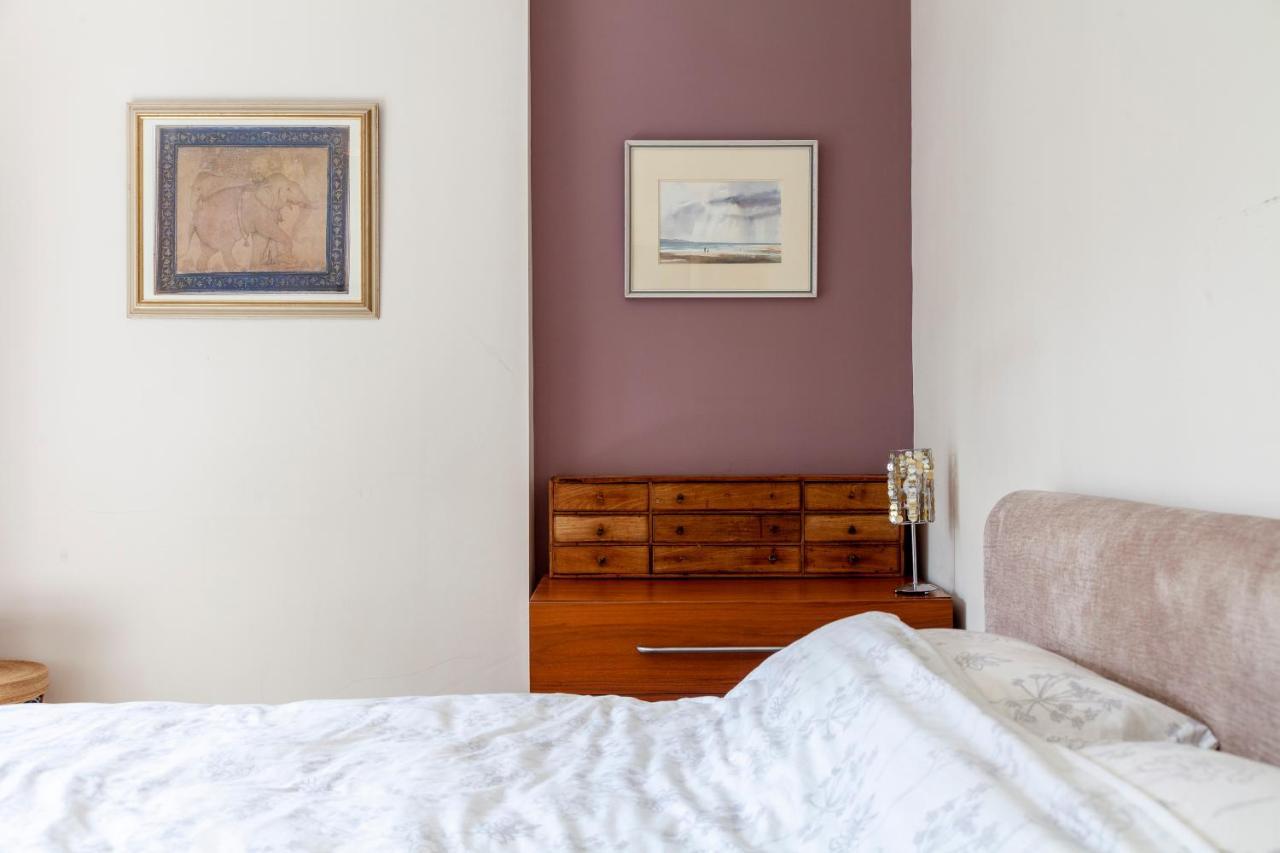 Gorgeous 4 Bdr House With Garden, Crystal Palace Apartment *