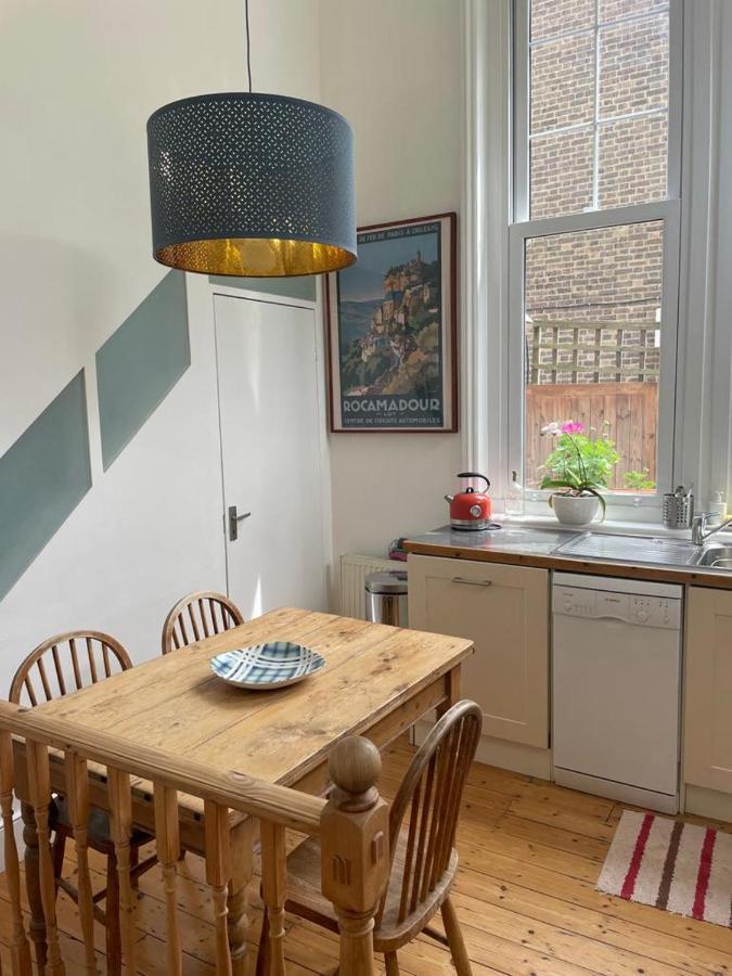Spacious Home! Ferienhaus London