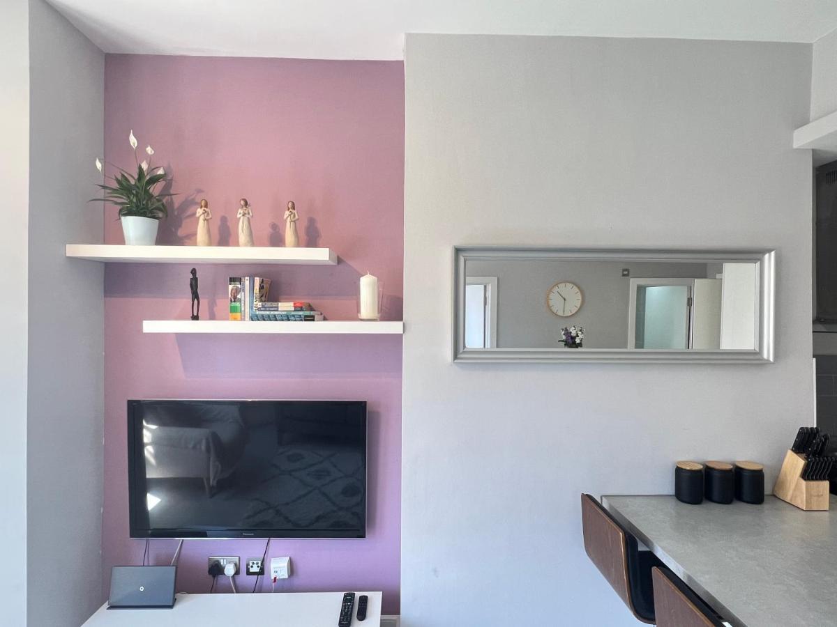 Appartement 2 Bedroom In South Hampstead *