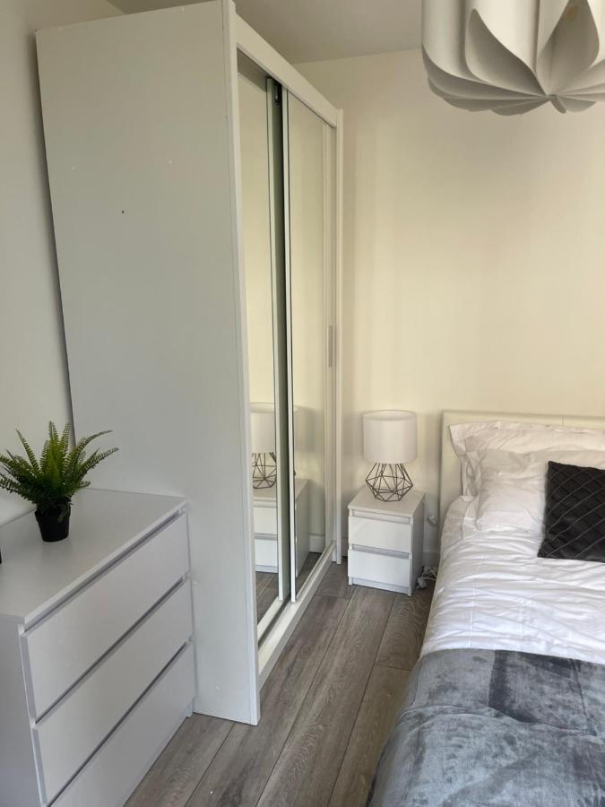 City Haven King En-suite&double Room&parking Leilighet