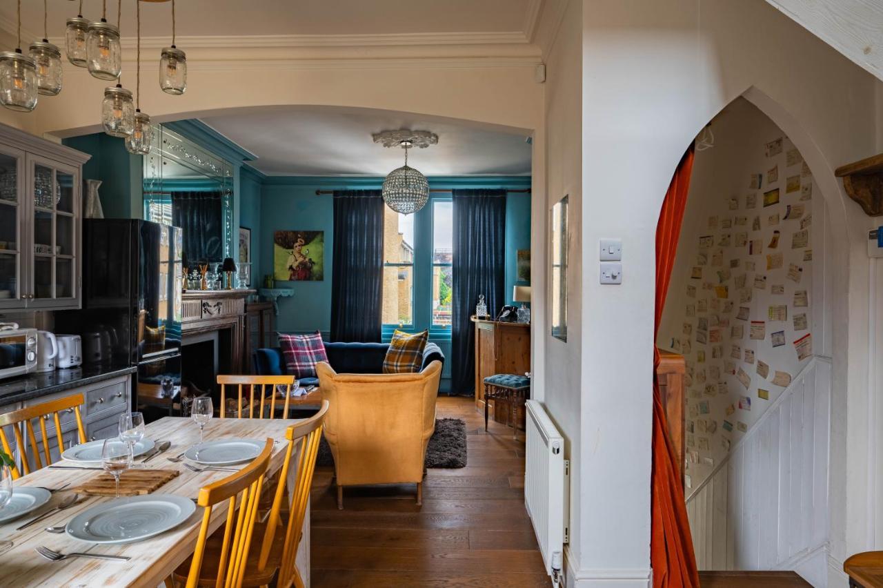 Ferienhaus Charming With Roof Terrace In East By Underthedoormat *