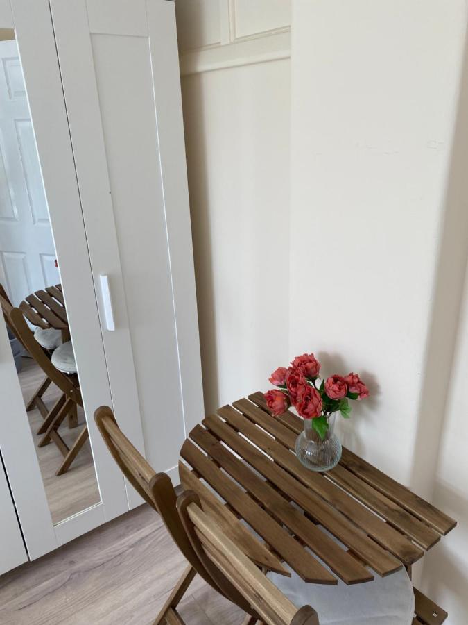 Apartment Camden Royale London