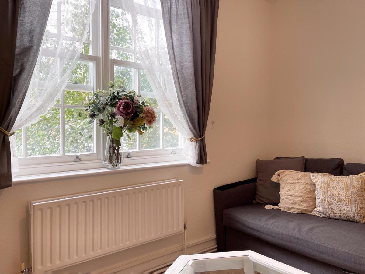 Leilighet Lisa's Place Near Kings Cross - 2 Double Beds, 1 Sofa Bed, Great Location, Ideal For Families *