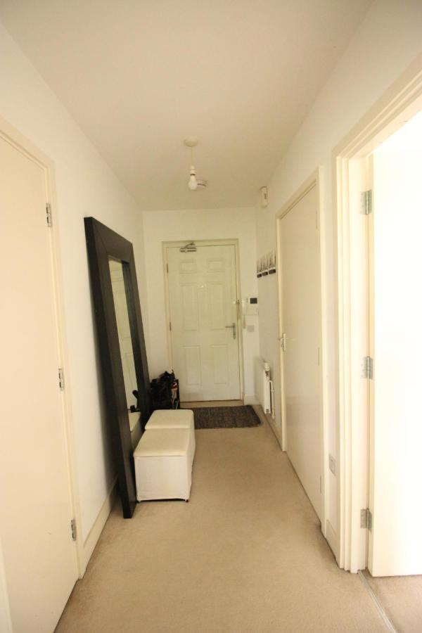 Spacious And Airy 1 Bedroom Flat - Great Location