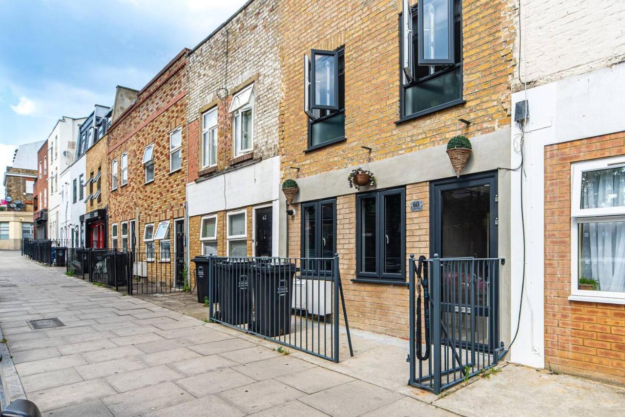 Lovely 3 Bed Flat In A Great Location In * Londen