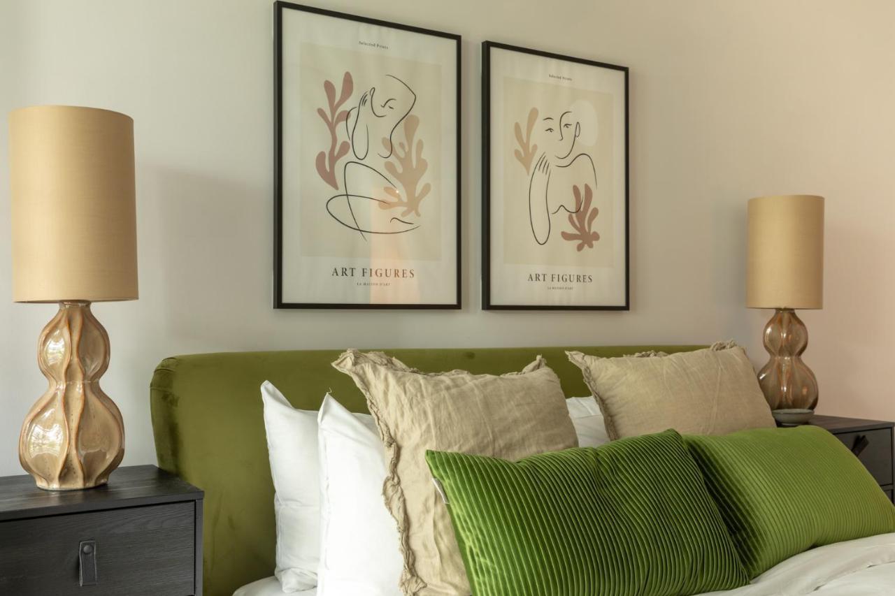 The Aurora's Nest - Lovely 3bdr With Balcony And Study London