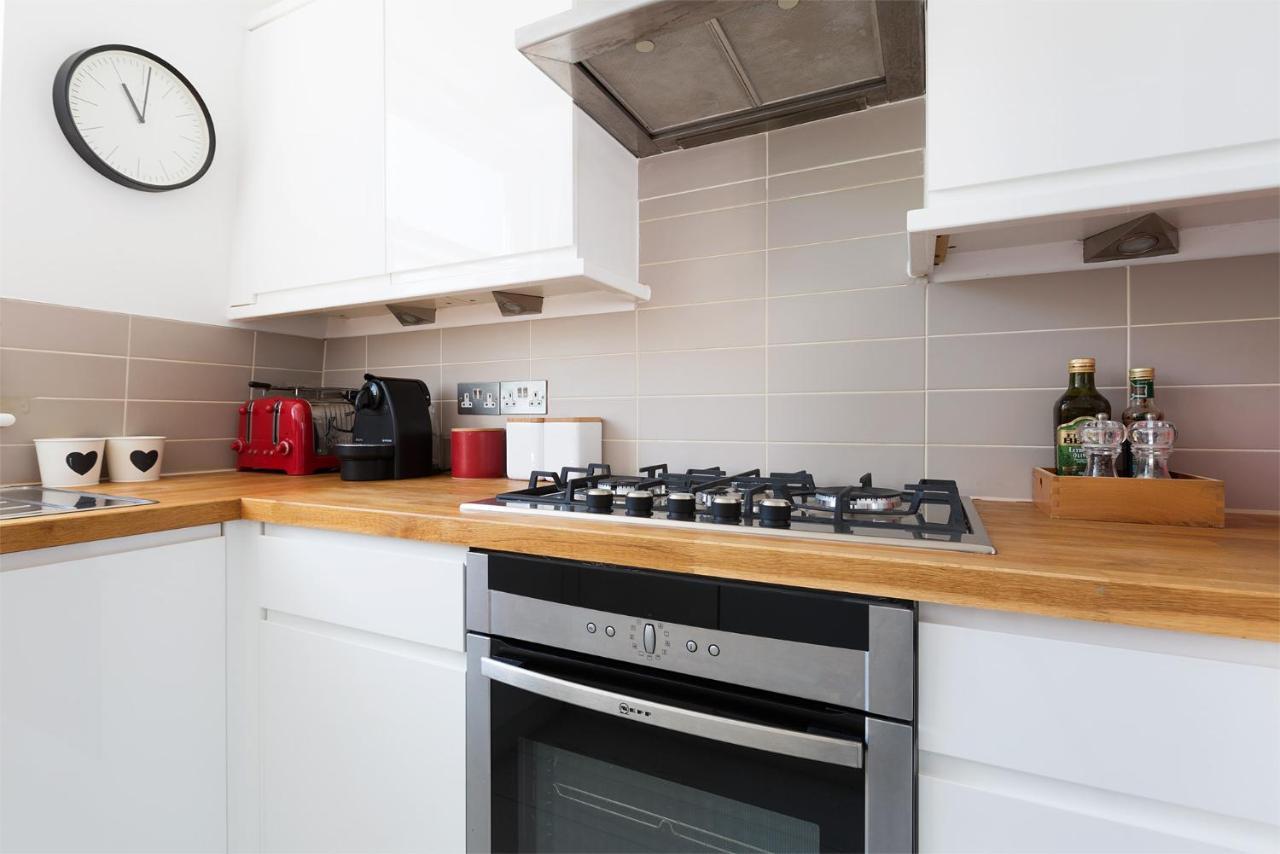 Appartement Lovely Two Bedroom Flat With Patio In Notting Hill Londen