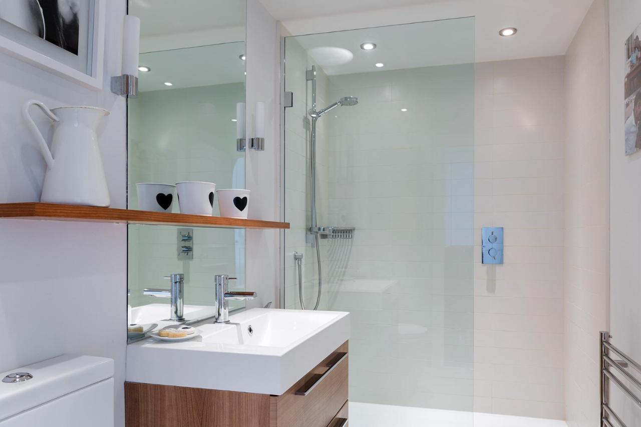 Appartement Lovely Two Bedroom Flat With Patio In Notting Hill Londen