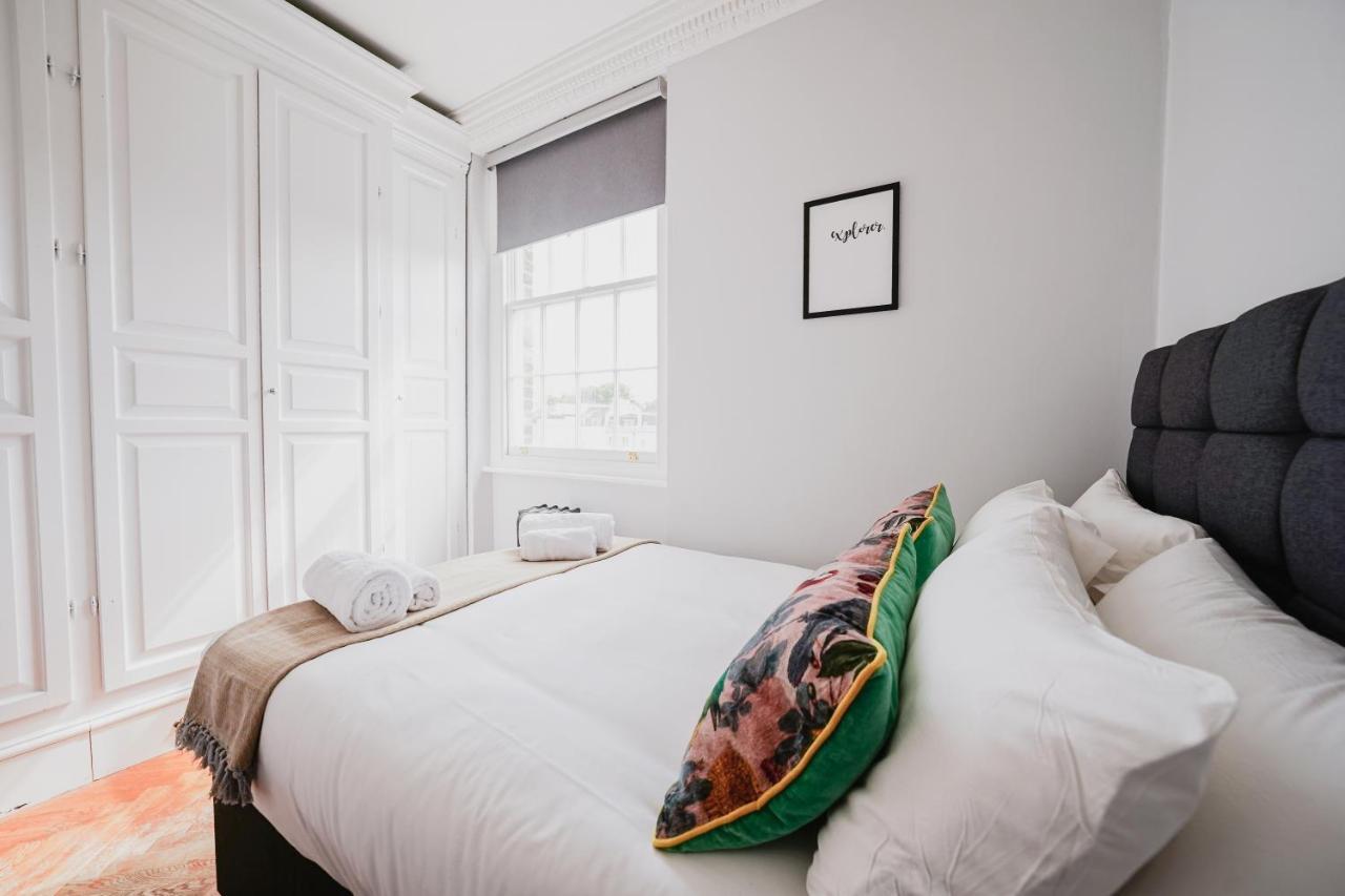 Classic Paddington 2-bedroom Apartment London