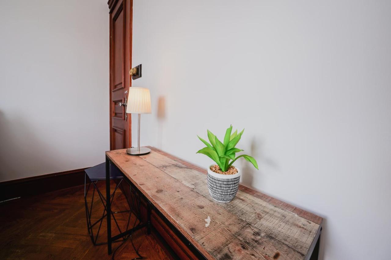 Classic Paddington 2-bedroom * London